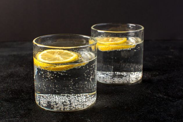 SPARKLING WATER(16.9 OZ)