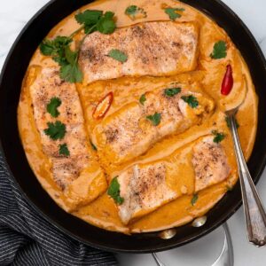COCONUT SALMON CURRY