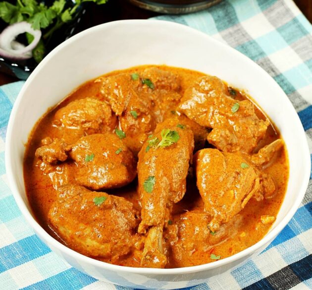 CHICKEN KORMA