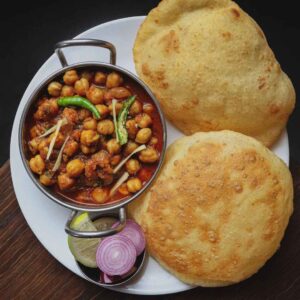 CHOLLE BHATURE/ POORI